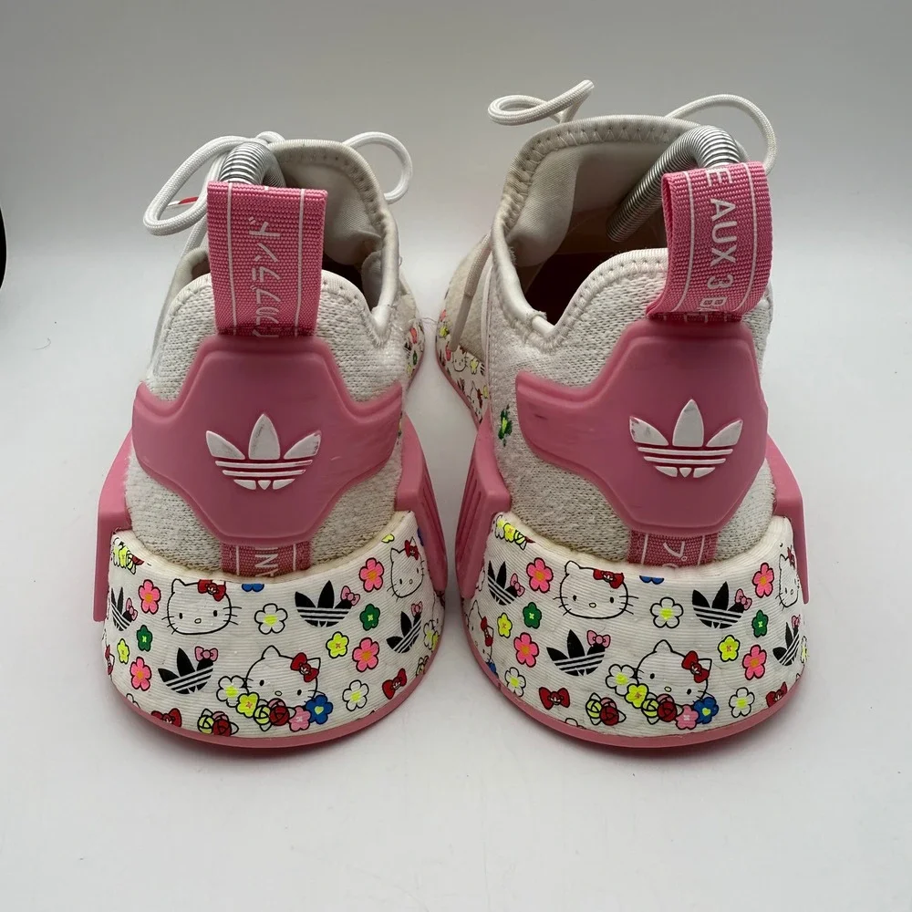 Adidas NMD R1 Hello Kitty‎ Floral Sneakers Casual Shoes Pink White Youth Size 7